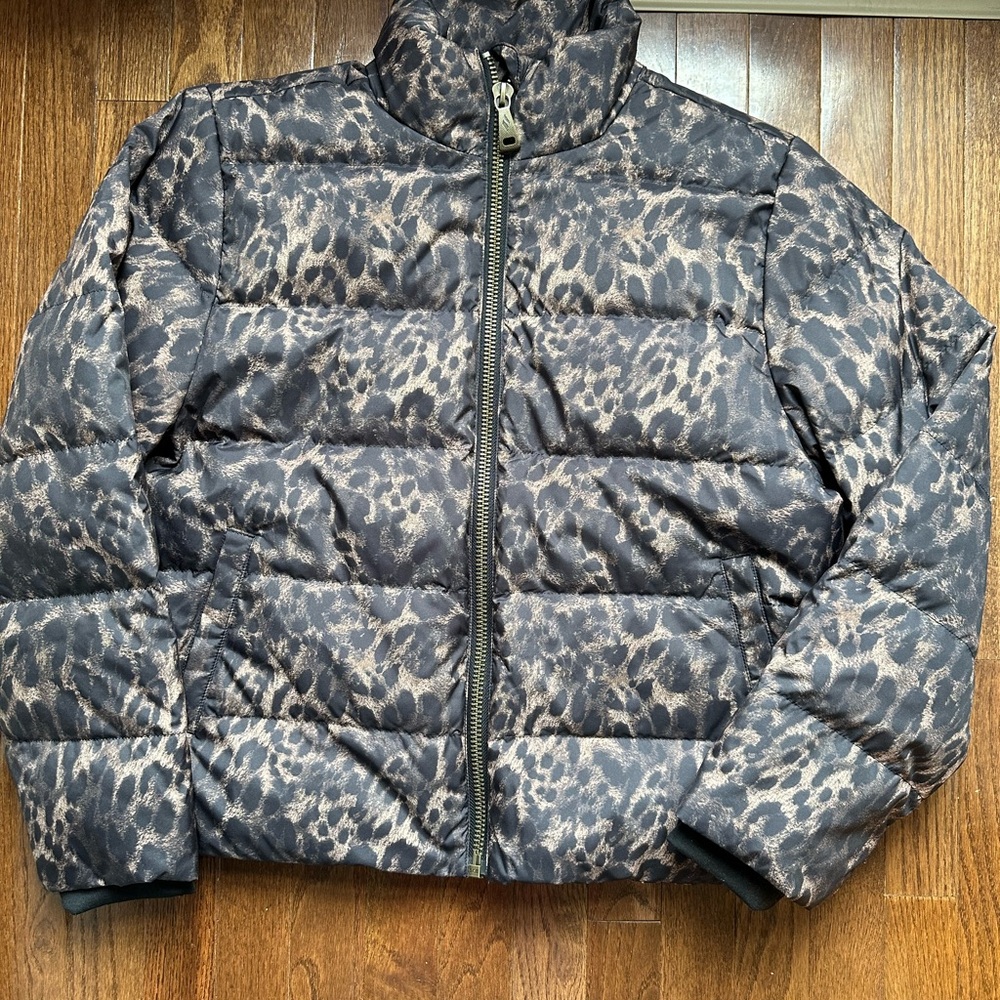 Skechers leopard print women’s puffer Jacket